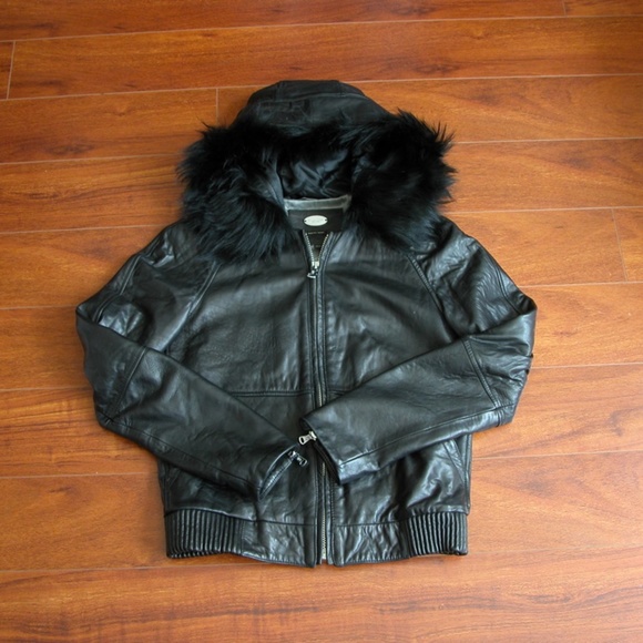 Jackets & Blazers - Massimo Dutti Black Leather Moto Jacket XS